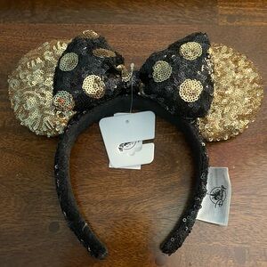 Authentic Disney Minnie Mouse Ears